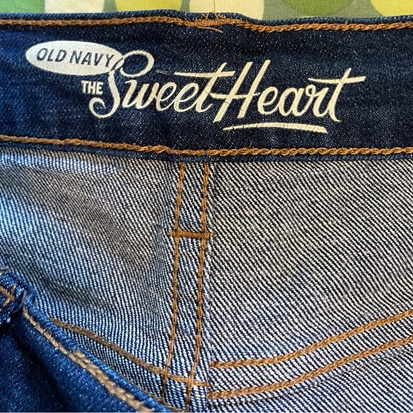 Old navy ankle jeans, sweetheart cut 6 regular - Picture 3 of 4